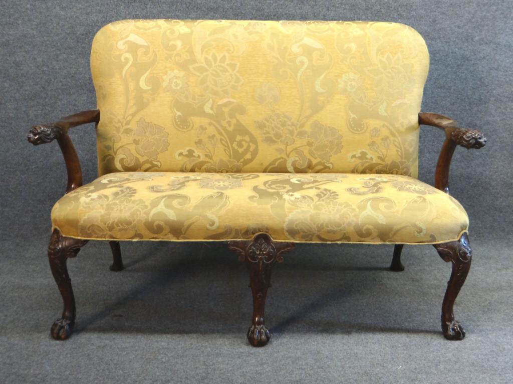 18THC. IRISH SETTEE W/ PAW FEET & LION HEADS 40 1/2' T: 18THC. IRISH SETTEE W/ PAW FEET & LION HEADS 40 1/2' T X 58" WIDE X 27 1/2" DEEP