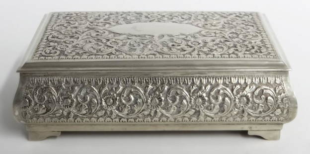 COLONIAL INDIA STERLING HINGED LID BOX W/ CEDAR LINING: LINING (8 5/8" X 5 3/4" X 3" )