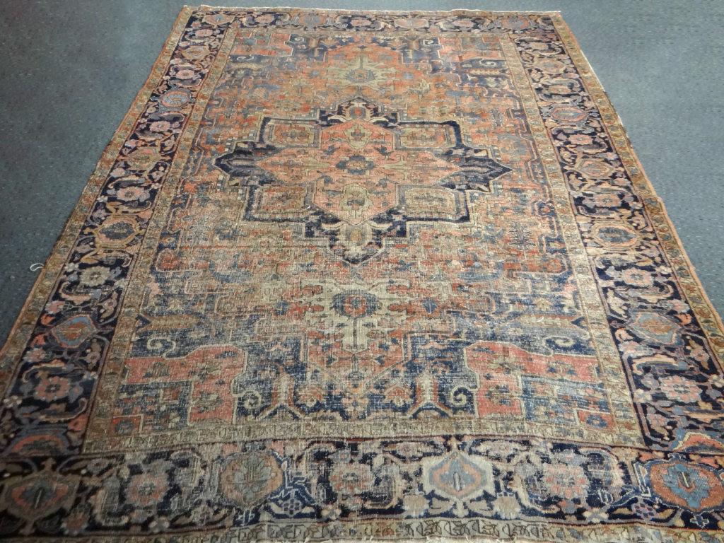 WELL WORN ANTIQUE HERIZ CARPET (7' 9" X 10'6" ) (1 of 6)