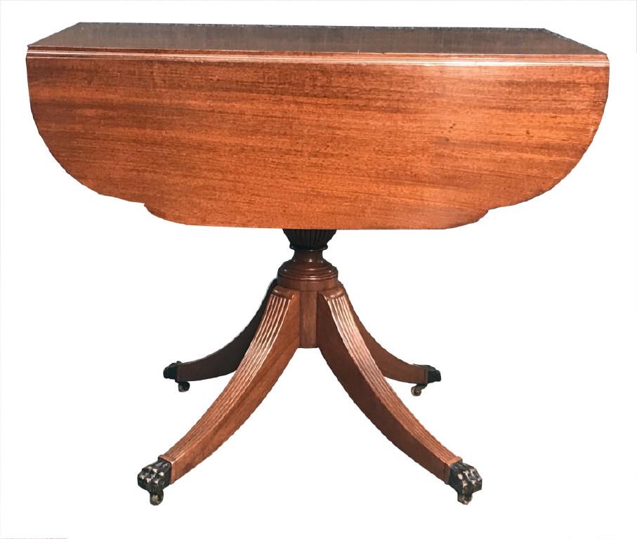FEDERAL DROPLEAF TABLE, SCHOOL OF DUNCAN PHYFE C. 1815,: FEDERAL DROPLEAF TABLE, SCHOOL OF DUNCAN PHYFE C. 1815, MAHOGANY REEDED URN & CARVED PAW FEET (29" X 34" X 20 3/4" )