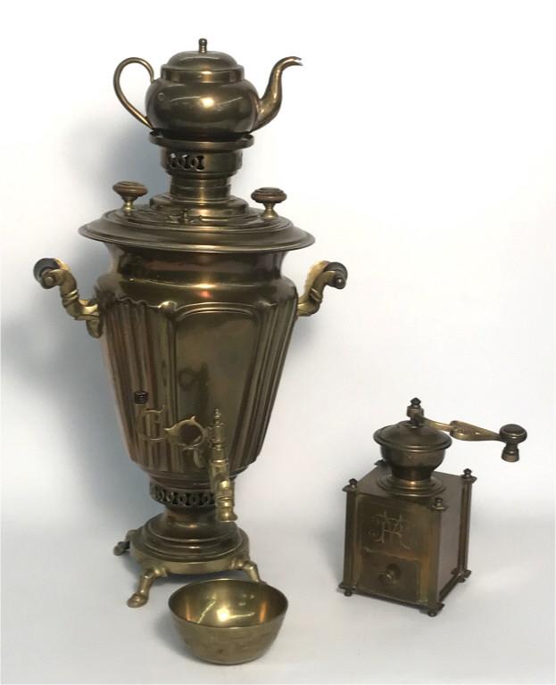 RUSSIAN BRASS SAMOVAR & COFFEE GRINDER (1 of 6)