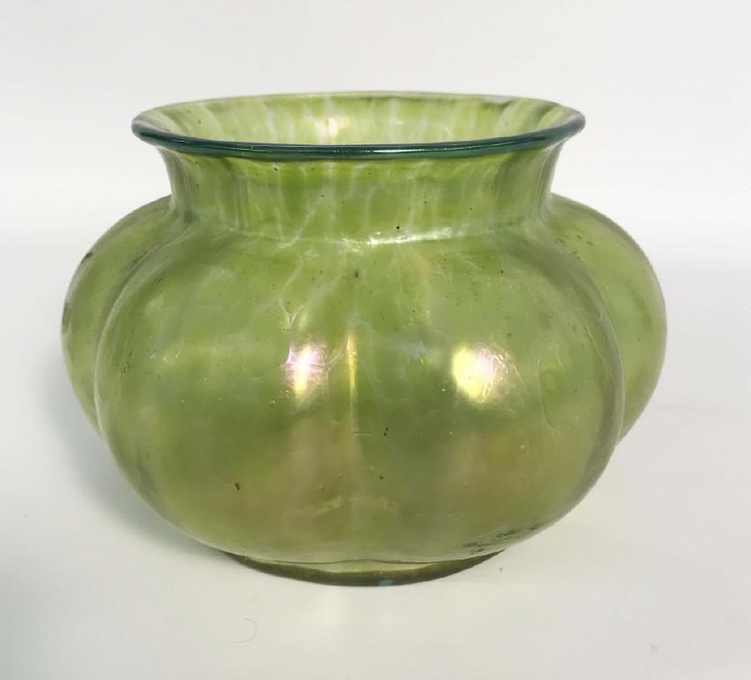 LOETZ GLASS BULBOUS VASE IN GREEN WITH POLISHED PONTIL: LOETZ GLASS BULBOUS VASE IN GREEN WITH POLISHED PONTIL 4 1/2" X 6 1/2"