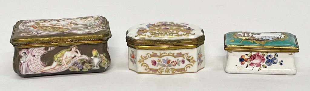 3- 18TH OR 19THC. SNUFF BOXES, 1 BIRMINGHAM ENAMEL 2- (1 of 10)