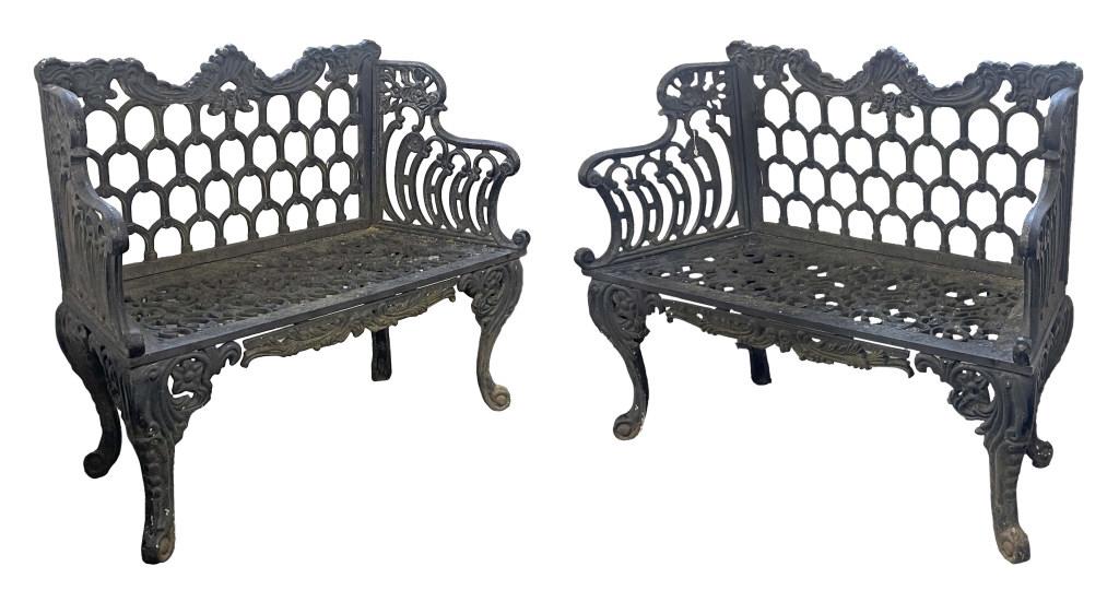 PR OF CAST IRON HORSE SHOE WHITE HOUSE BENCHES 35" TALL (1 of 5)