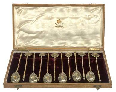 BOXED SET OF 12 RUSSIAN SILVER SPOONS, NIELLO DECO IN: BOXED SET OF 12 RUSSIAN SILVER SPOONS, NIELLO DECO IN GOLD WASH APPROX. 6.77 TROY OZ