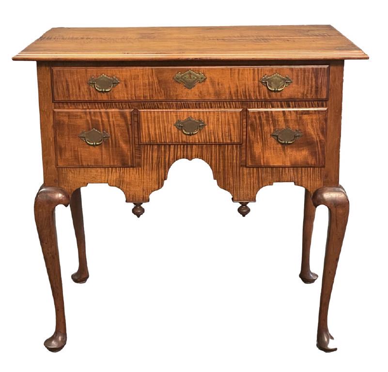 18THC. NEW ENGLAND TIGER MAPLE LOWBOY 30" TALL, CARCASS (1 of 8)