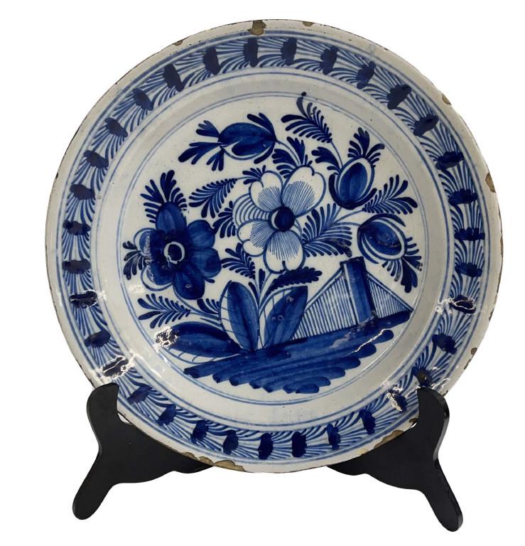 18THC. BLUE & WHITE DELFT CHARGER, 13 1/2" DIAM (1 of 4)