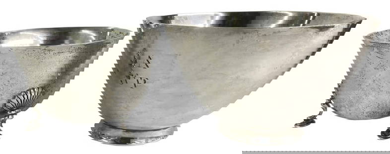2 STERLING SILVER BOWLS, 1- TIFFANY & 1 FISHER FISHER IS FOOTED 6" DIAM X 3 3/4" TALL APPROX. 19.7: 2 STERLING SILVER BOWLS, 1- TIFFANY & 1 FISHER FISHER IS FOOTED 6" DIAM X 3 3/4" TALL APPROX. 19.7 TROY OZ