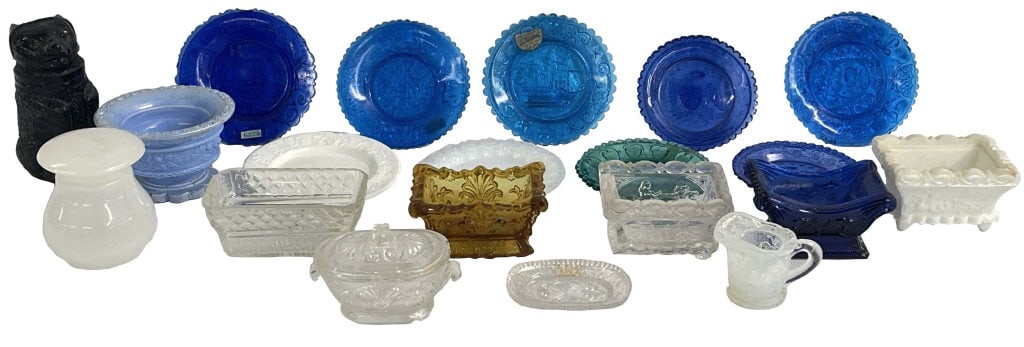 EARLY GLASS INC. SANDWICH GLASS CUP PLATES, OPEN SALTS, MUZZLED BEAR SMALL JAR, MINIATURES, 20 PCS (1 of 6)