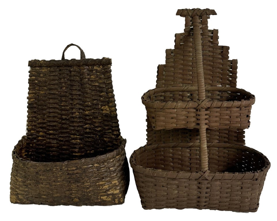 2 LOOM BASKETS IN OLD SURFACE, TALLEST 19" X 13 3/4": 2 LOOM BASKETS IN OLD SURFACE, TALLEST 19" X 13 3/4"