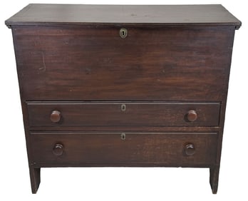 BLANKET CHEST OVER 2 DRAWERS, WITH REEDED EDGE & MOLDED DRAWERS IN OLD FINISH 36" X 39" X 16 1/2"