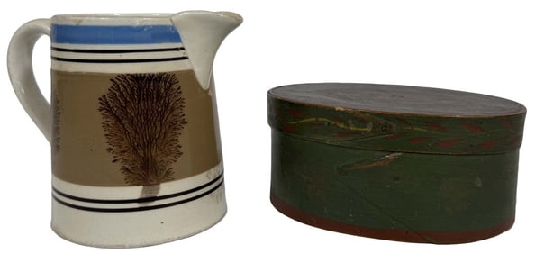 5" MOCHAWARE PITCHER & 6 1/4" GREEN LAP BOX, 1849 "OUR THOUGHTS ARE HEARD IN HEAVEN", FAYETTEVILLE,
