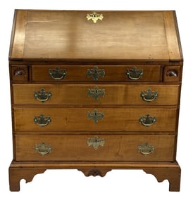 38" MAPLE 18THC. SLANT LID DESK, SHELL CARVED MEDIAL DROP & WELL DEVELOPED INTERIOR