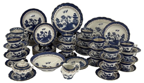 SET OF BLUE & WHITE "OLD WILLOW" PATTERN CHINA BY ROYAL DOULTON & BOOTHS