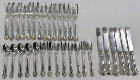 33 PCS GORHAM STERLING FLATWARE, LANCASTER PATTERN 6 KNIVES, 5 T-SPOONS, 8 CAKE FORKS, 14 FORKS,