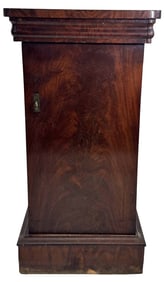 LATE FEDERAL AMERICAN MAHOGANY 1/2 DOOR COMMODE 31 1/4" X 16" X 15 3/4"