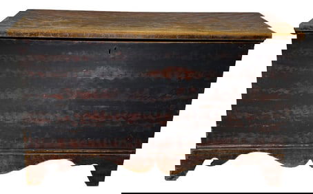 BLANKET CHEST WITH CUPIDS BOW APRON IN ORIG. PAINT 24 1/2" X 41" X 18 1/2"