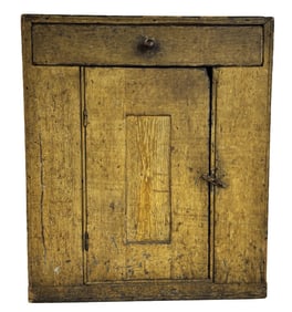 YELLOW COMB GRAINED DIMINUTIVE 1 DOOR CUPBOARD WITH DRAWER 28 1/2" X 24 1/2" X 10 3/4"