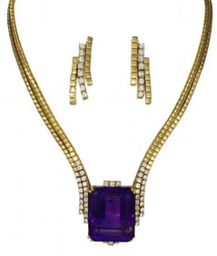 DIAMOND & AMETHYST NECKLACE & EARRINGS SET IN 18KT YELLOW GOLD, AMETHYST APPROX. 70 CTS. DIAMONDS