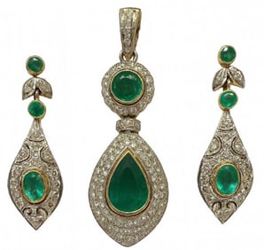 DIAMOND & EMERALD EARRINGS & PENDANT IN 18KT GOLD APPROX. 4.5 CTS EMERALD & 2.25 CTS DIAMOND TCW,