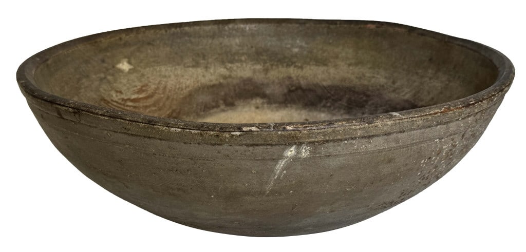 BATTER BOWL IN SAGE GREEN PAINT 15 1/2" DIAM (1 of 4)