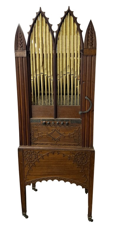 GOTHIC INSPIRED PARLOUR SIZED ROLLER ORGAN WITH 3 ROLLS, NEEDS ATTENTION 70 1/2" X 25 1/2" X 17" (1 of 15)
