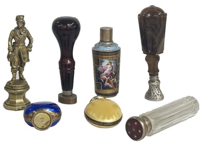 GROUP OF WAX SEALS, VINAGRETTES & SCENT BOTTLES,7