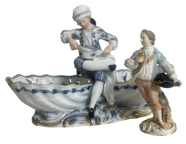 MEISSEN FIGURINE & FIGURAL SWEET MEAT DISH FINGER LOSS ON FIGURINE, SWEET MEAT 7" X 10 1/2"