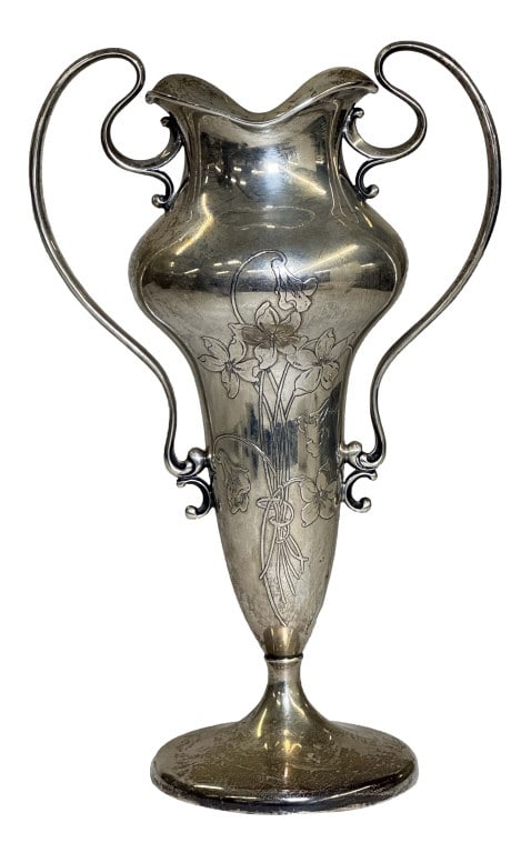 TIFFANY STERLING SILVER VASE 9" TALL APPROX. 15.56 (1 of 3)