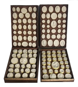 4 STACKING TRAYS OF PLASTER GRAND TOUR MEDALLIONS