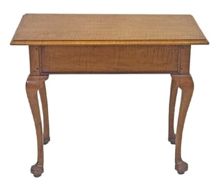 TIGER MAPLE QUEEN ANNE STYLE TEA TABLE 29" X 36" X 21 1/2"