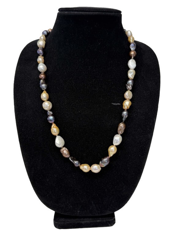 29" KNOTTED STRAND OF MULTI COLORED BAROQUE PEARLS 48 JAPANESE AKOYA PEARLS 14 X 9 X 11 MM: 29" KNOTTED STRAND OF MULTI COLORED BAROQUE PEARLS 48 JAPANESE AKOYA PEARLS 14 X 9 X 11 MM