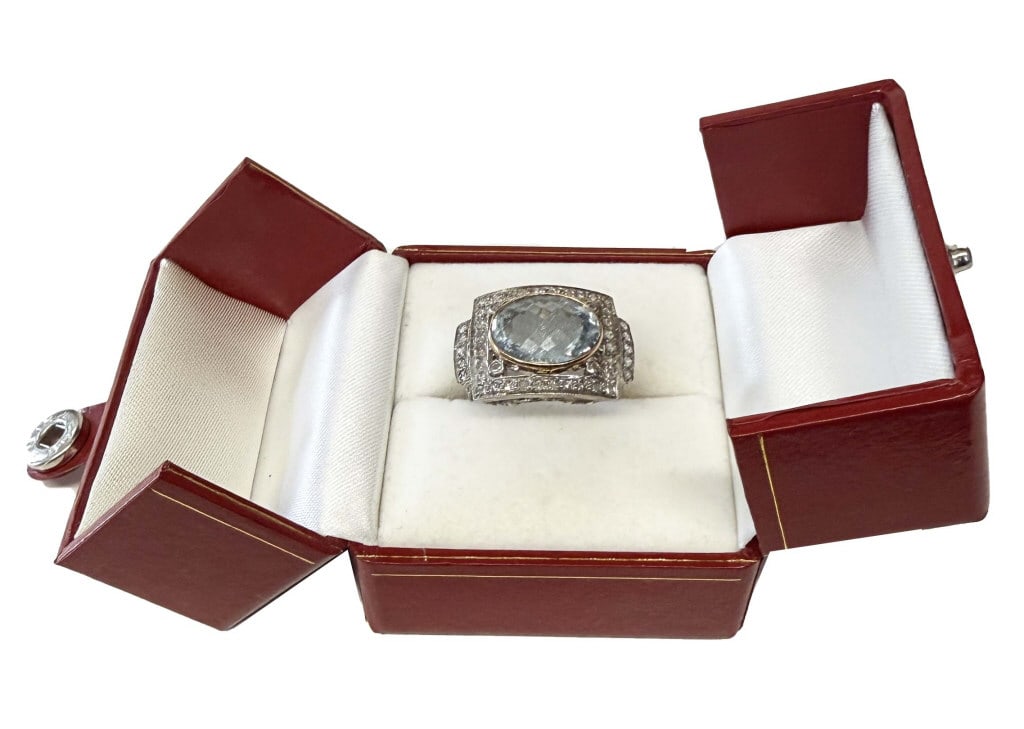 AQUA MARINE, & DIAMOND RING SET IN 18KT WHITE GOLD AQUA MARINE APPROX. 6 CTS. RING SIZE 6 3/4 (1 of 2)