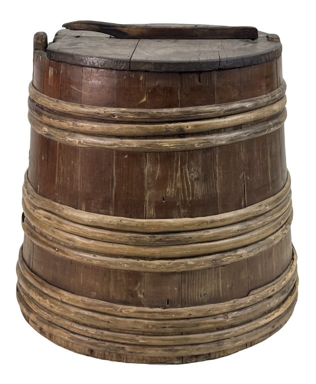 19THC. WOODEN STAVED TAPERED BARREL CONTAINER WITH LID 30" TALL 30" WIDE AT BOTTOM (1 of 6)