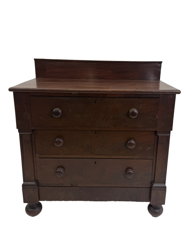 LATE FEDERAL 3 DRAWER BACHELORS CHEST W/ BALL FEET & HIDDEN MOLDING DRAWER 38 3/4" X 35" X 17 1/4" (1 of 6)