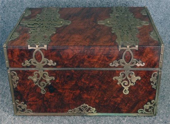 Gentleman's Toiletry Box With Fitted Interior - 3
