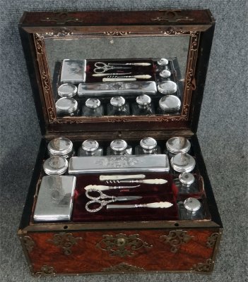 Gentleman's Toiletry Box With Fitted Interior - 4