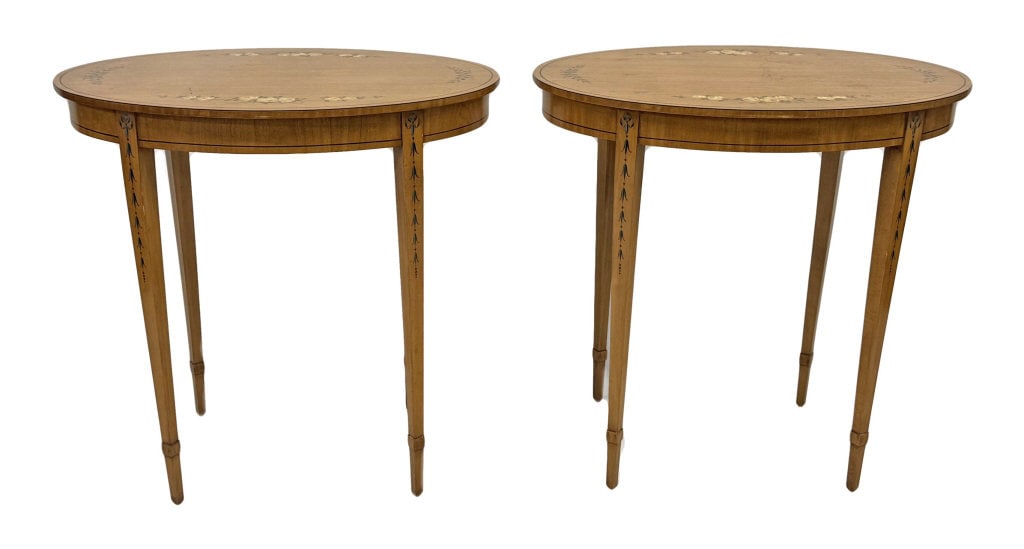 PR OF EDWARDIAN SATINWOOD OVAL SIDE TABLES ENGLAND 29 1/4" X 29 1/2" X 20 1/2" (1 of 11)