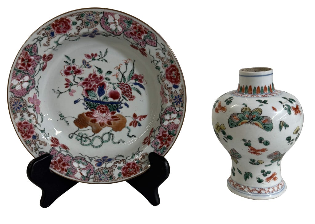ROSE FAMILLE 8 3/4 " PLATE & FAMILLE VERTE JAR 6 1/2" TALL (1 of 7)