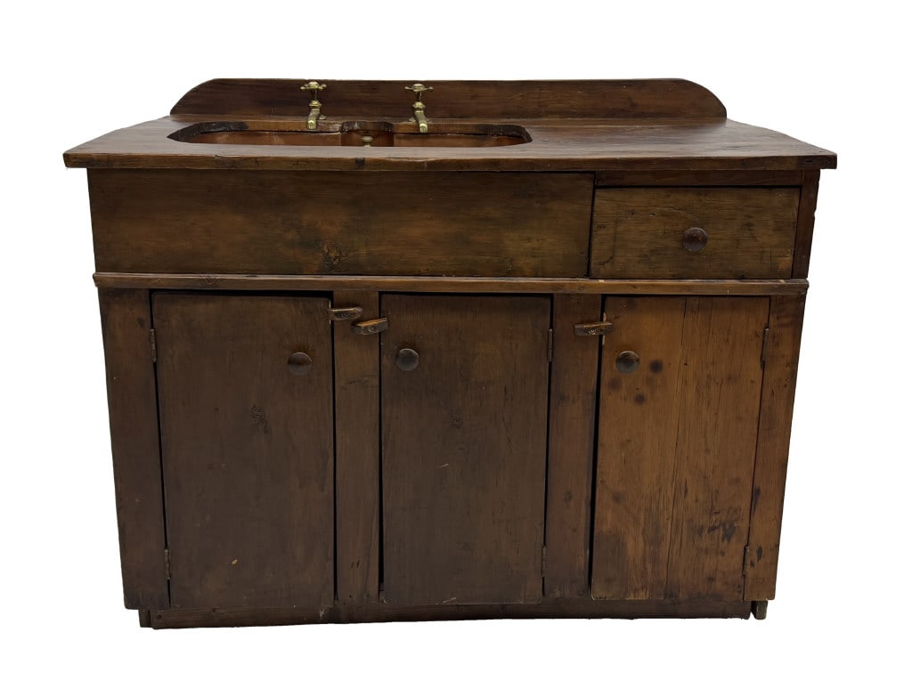 COUNTRY WET SINK WITH COPPER BASIN, DRAWER & CUPBOARD DOORS 32 3/4" X 45 1/8" X 25 1/2": COUNTRY WET SINK WITH COPPER BASIN, DRAWER & CUPBOARD DOORS 32 3/4" X 45 1/8" X 25 1/2"