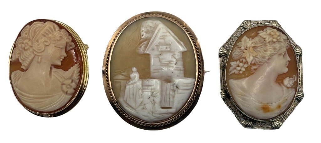 3 SHELL CARVED CAMEOS IN 14KT GOLD FRAMES 2= 1 1/4" & 1= 1 1/2" LONG (1 of 5)
