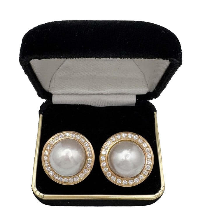 14KT YELLOW GOLD MABE PEARL EARRINGS WITH DIAMOND HALO, OMEGA BACK , UNPIERCED 12.4 DWT (1 of 4)