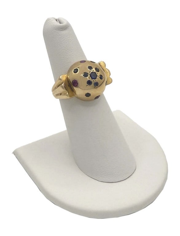 14KT YELLOW GOLD DOME RING W/ SAPPHIRES & RUBIES APPROX. 5 3/4 RING SIZE 5.1 DWT (1 of 4)