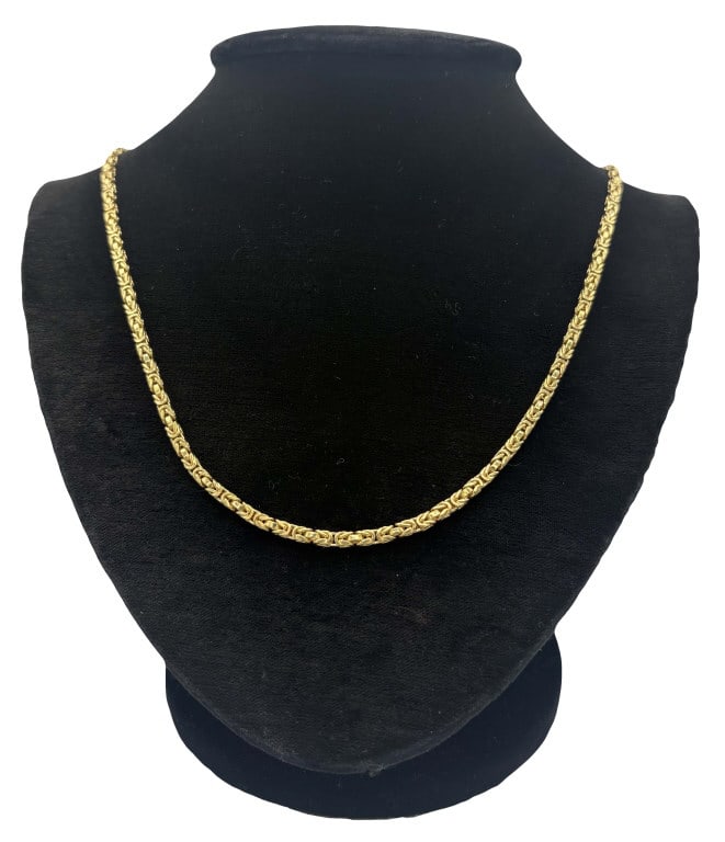 18KT YELLOW GOLD BYZANTINE CHAIN, 30" LONG APPROX. 37.7 DWT: 18KT YELLOW GOLD BYZANTINE CHAIN, 30" LONG APPROX. 37.7 DWT