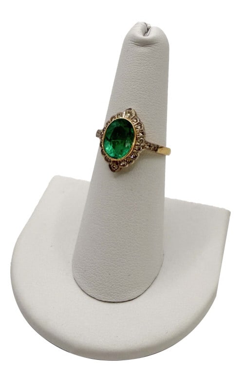 EMERALD RING IN 18KT GOLD WITH DIAMOND HALO 6 3/4 RING SIZE 2.3 DWT (1 of 7)