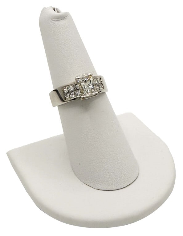 INVISIBLE SET PRINCESS CUT DIAMOND RING WITH DIAM ACCENT STONES IN 18KT WHITE GOLD. RING 7 1/2 , (1 of 4)