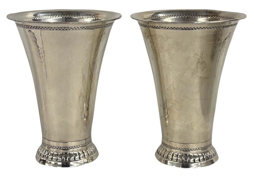 PAIR OF CRICHTON BROS. STERLING VASES NY & LONDON APPROX. 27.2 TROY OZ (1 of 3)