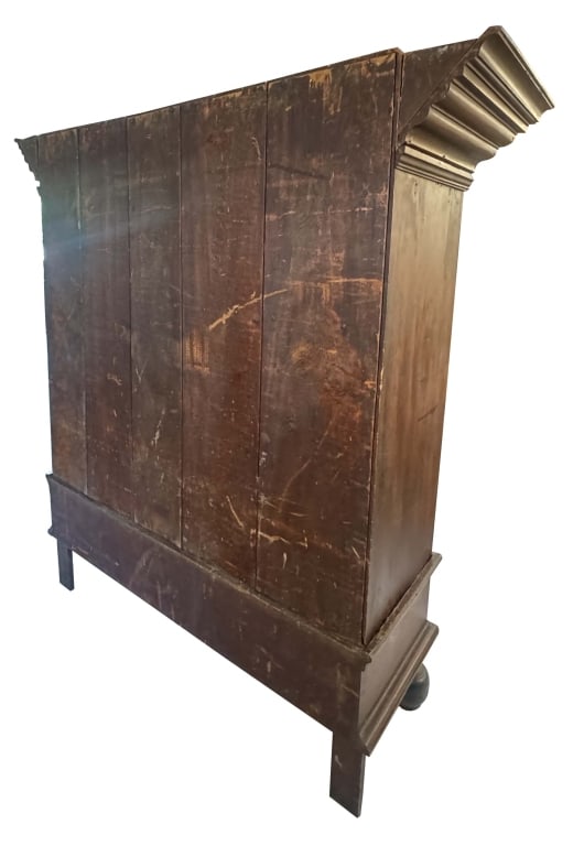 18THC. AMERICAN GUMWOOD HUDSON VALLEY KAS 78 1/4" X 75" X 27" CORNICE (19 1/2" CARCASS) - 7