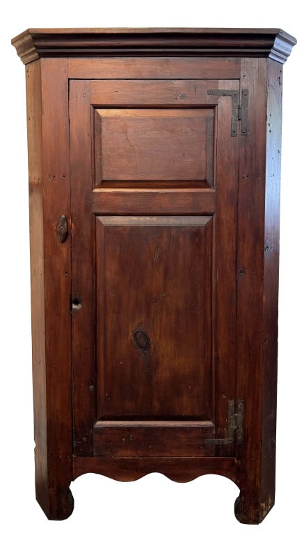 18THC. RAISED PANEL ONE DOOR CORNER CUPBOARD, W/ HL HINGES 67 3/4" X 43" X 25" (28 1/4" CORNER) (1 of 8)
