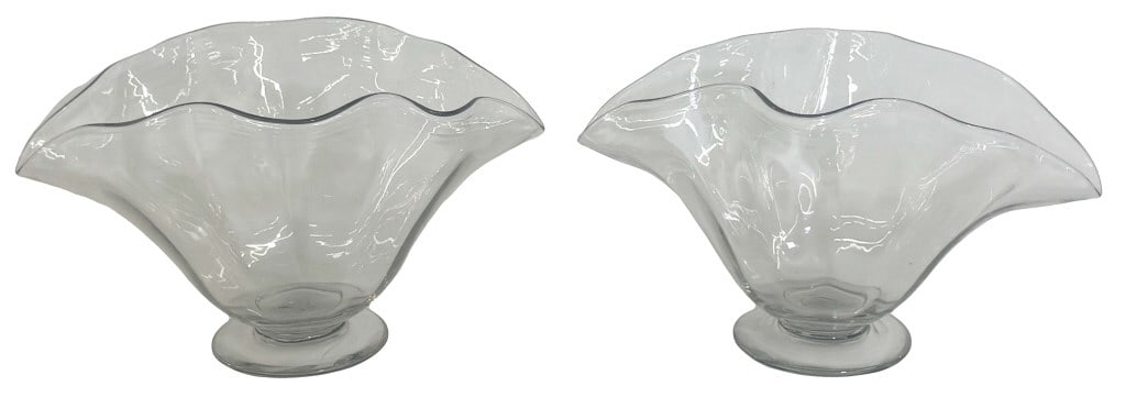 PR OF CLEAR GLASS HAND BLOWN VASES 6" X 10 3/4" X 7": PR OF CLEAR GLASS HAND BLOWN VASES 6" X 10 3/4" X 7"